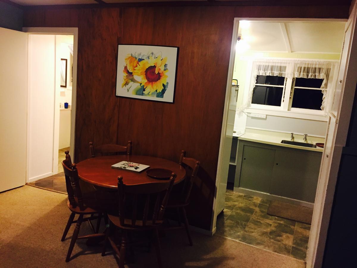 Golden Springs Motel, Holiday Park ロトルア エクステリア 写真