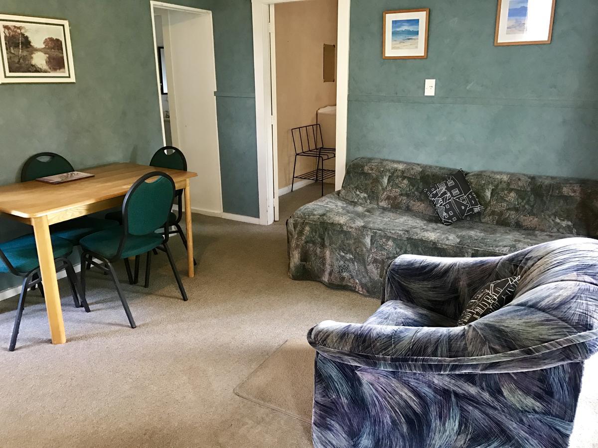 Golden Springs Motel, Holiday Park ロトルア エクステリア 写真