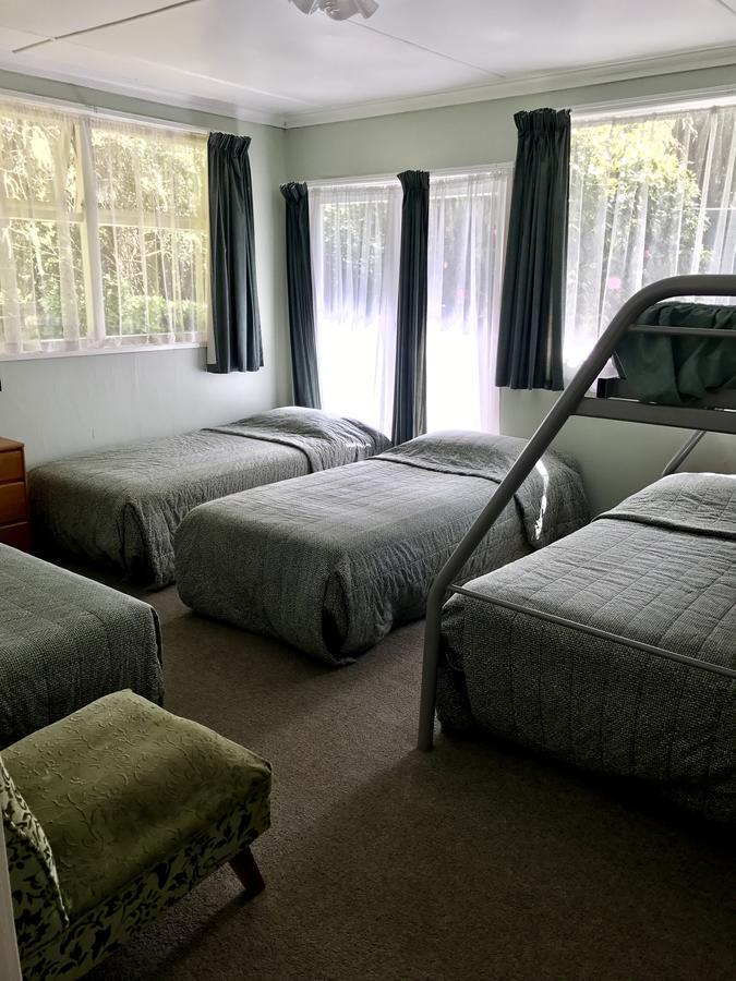 Golden Springs Motel, Holiday Park ロトルア エクステリア 写真