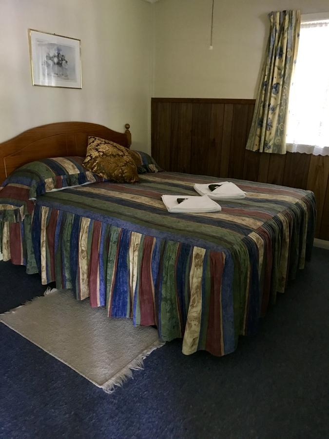 Golden Springs Motel, Holiday Park ロトルア エクステリア 写真