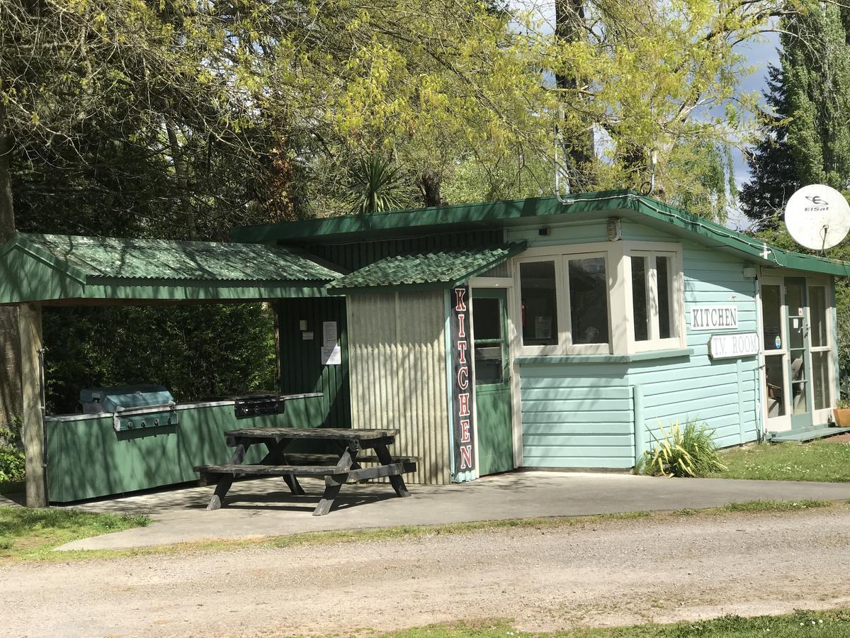Golden Springs Motel, Holiday Park ロトルア エクステリア 写真