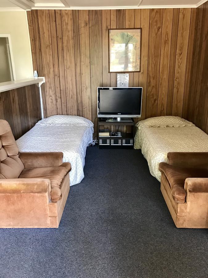 Golden Springs Motel, Holiday Park ロトルア エクステリア 写真